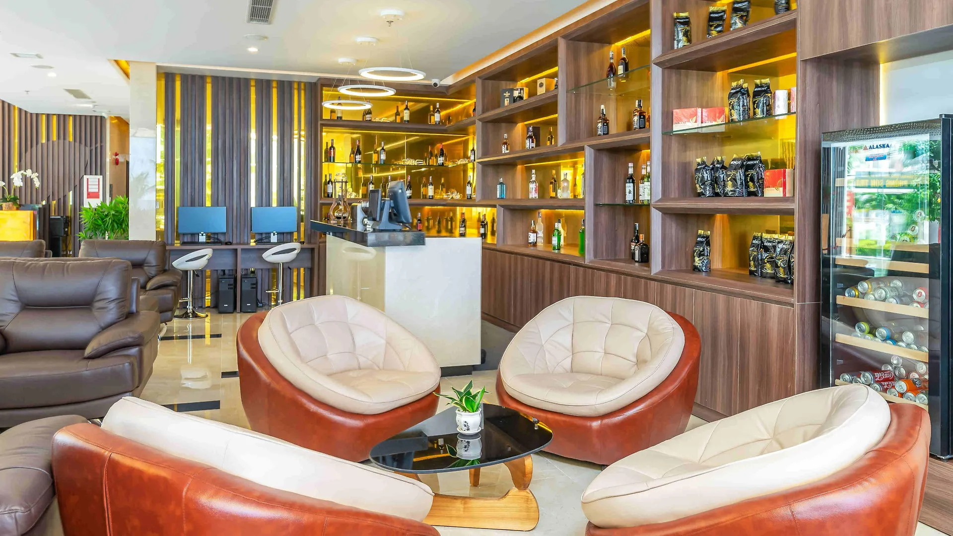 ****  Grand Gold Beach Hotel & Spa Da Nang Vietnam