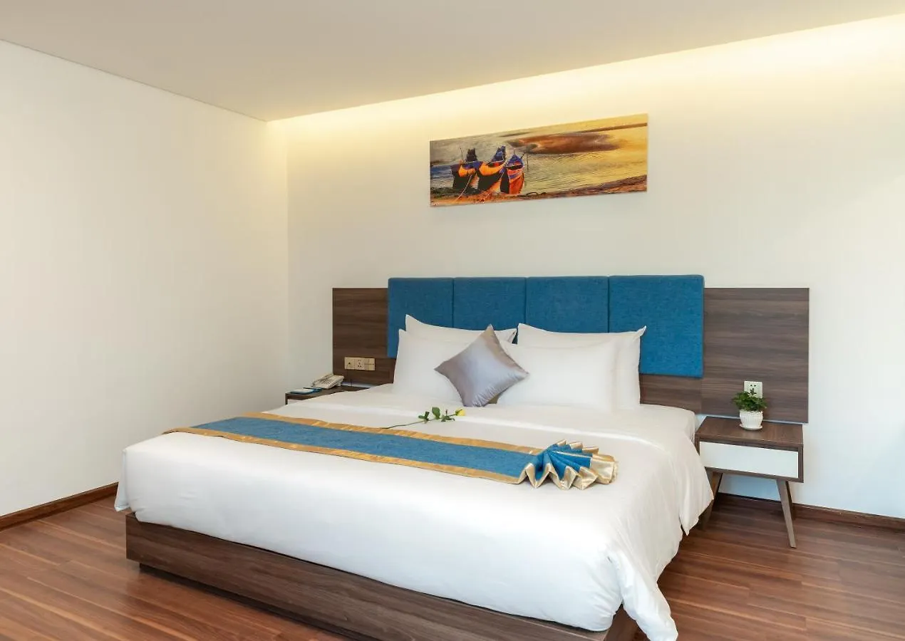 Grand Gold Beach Hotel & Spa Da Nang