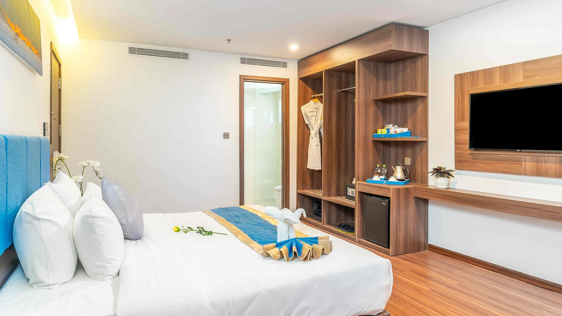 Grand Gold Beach Hotel & Spa Đà Nẵng